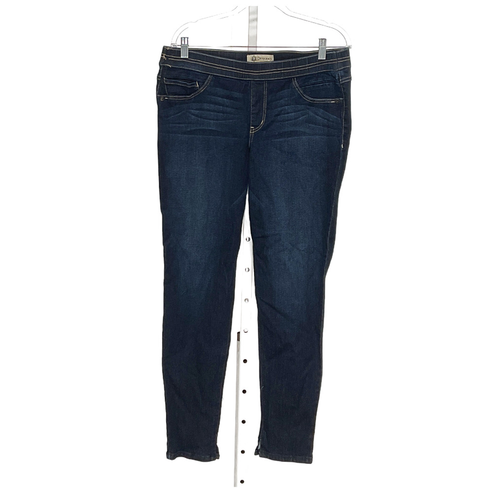 Democracy Blue Skinny Jeans with Stretch